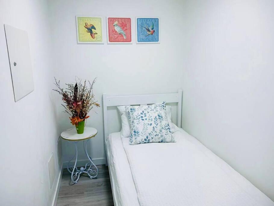 Downtown 3Br/2Ba+Views+Skytrain+Free Parking Apartment Vancouver Ngoại thất bức ảnh